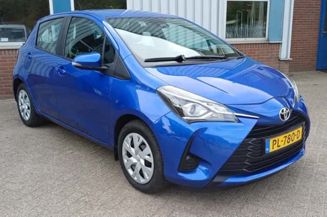 Toyota Yaris (2017) thumbnail 1