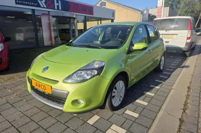 Renault Clio (2009) thumbnail 1
