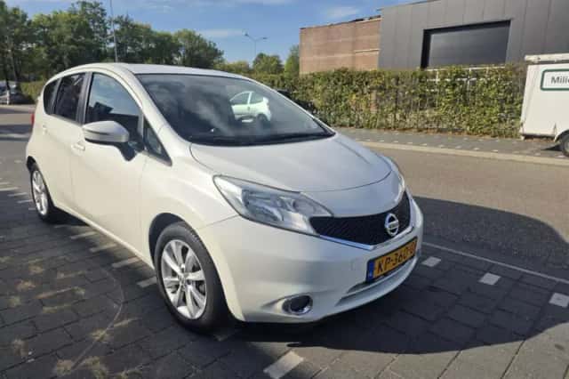 Nissan Note (2016) thumbnail 3