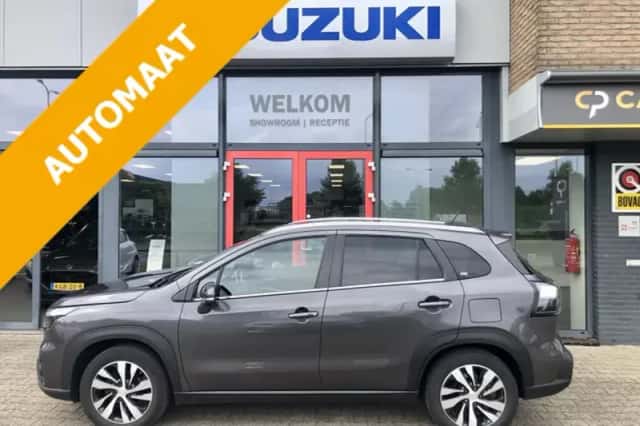 Suzuki S-Cross (2022) thumbnail 1