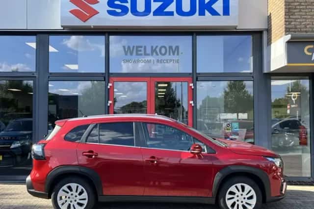 Suzuki S-Cross (2022) thumbnail 2