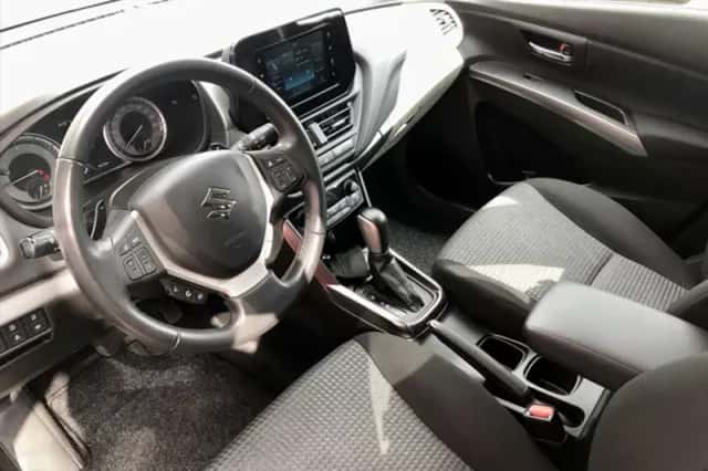 Suzuki S-Cross (2022) thumbnail 6
