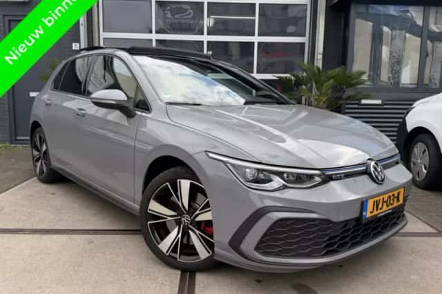 Volkswagen Golf (2020) thumbnail 1