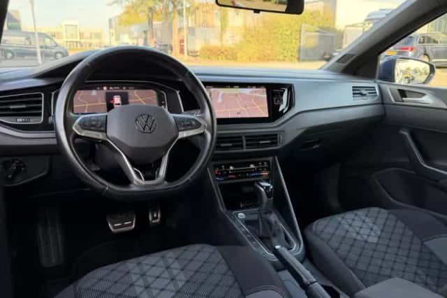 Volkswagen Polo (2021) thumbnail 3