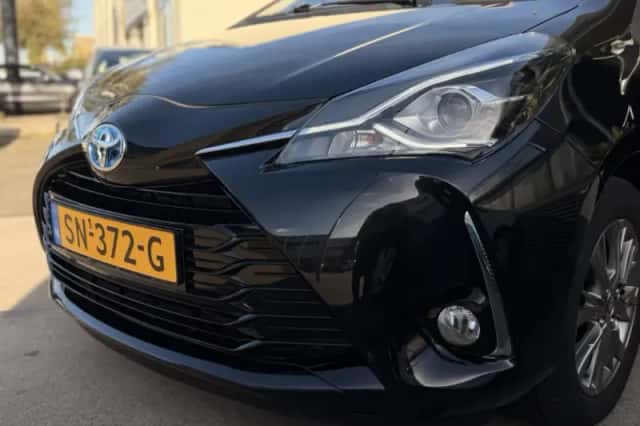 Toyota Yaris (2018) thumbnail 4