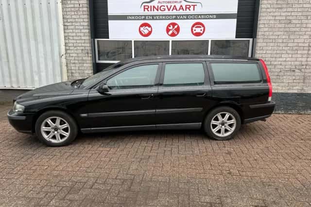 Volvo V70 (2001) thumbnail 4