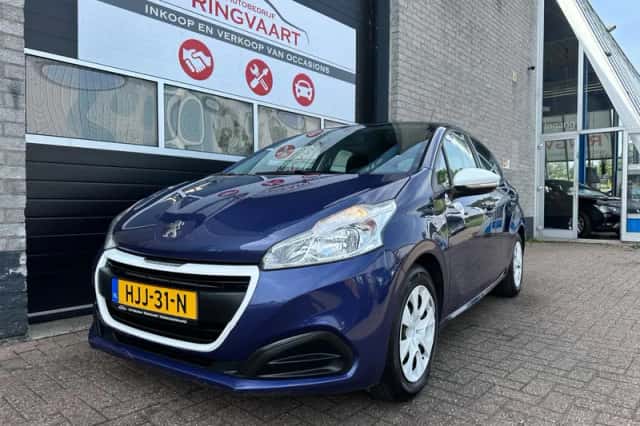 Peugeot 208 (2015) thumbnail 1