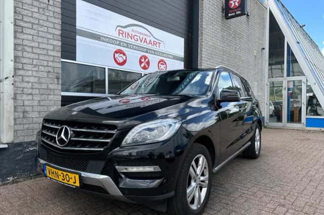 Mercedes-Benz ML-Klasse (2014) thumbnail 1