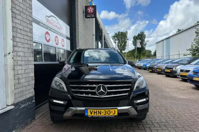 Mercedes-Benz ML-Klasse (2014) thumbnail 2