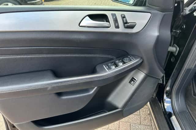 Mercedes-Benz ML-Klasse (2014) thumbnail 3