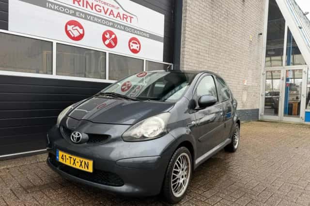 Toyota Aygo (2007) thumbnail 1