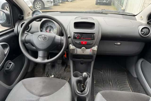 Toyota Aygo (2007) thumbnail 5