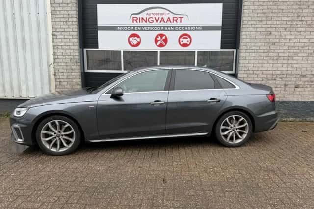 Audi A4 (2020) thumbnail 6