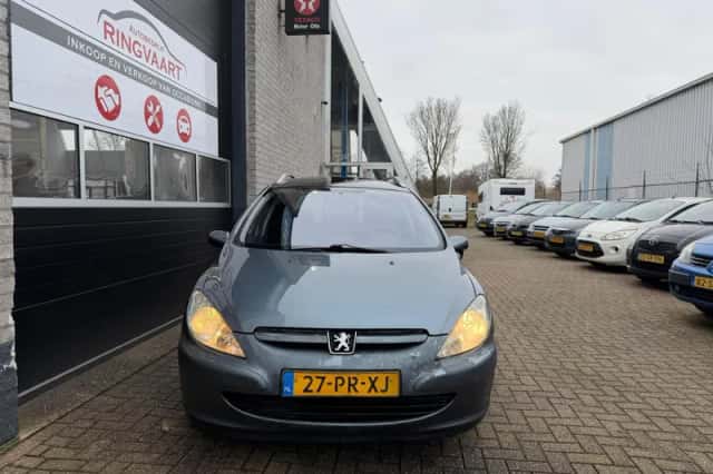 Peugeot 307 (2004) thumbnail 4
