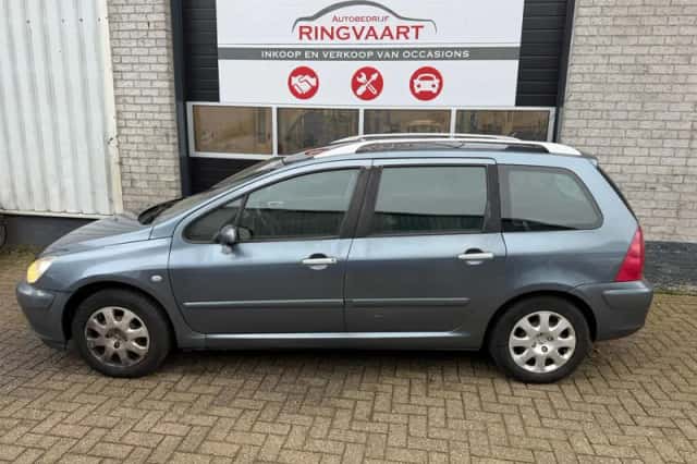 Peugeot 307 (2004) thumbnail 6