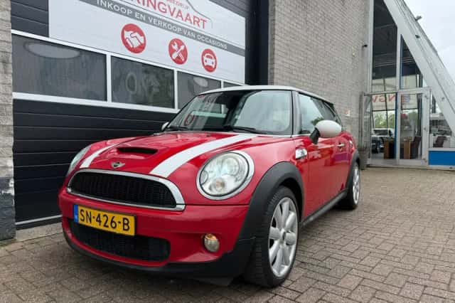 MINI Cooper S (2009) thumbnail 1