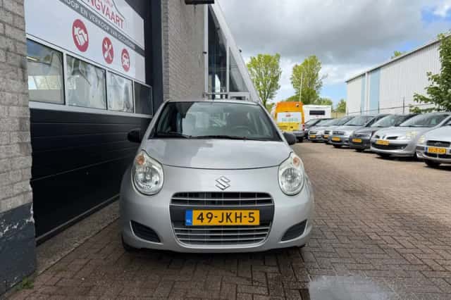 Suzuki Alto (2009) thumbnail 2
