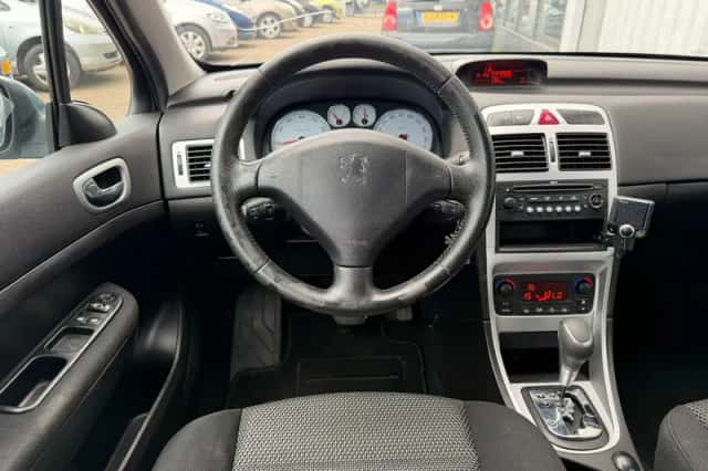 Peugeot 307 (2007) thumbnail 4