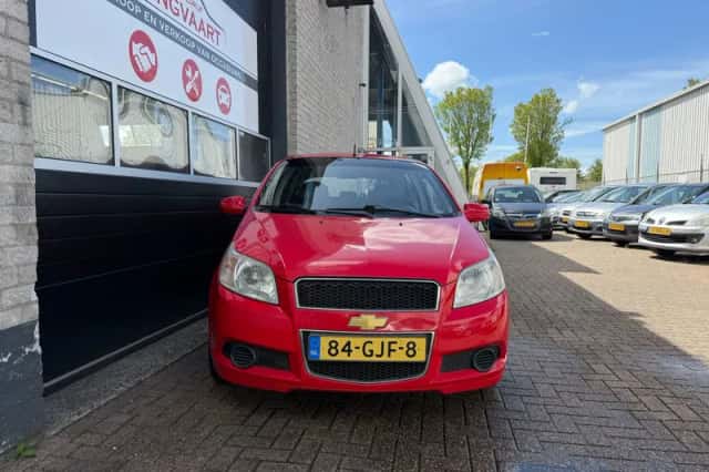 Chevrolet Aveo (2008) thumbnail 2