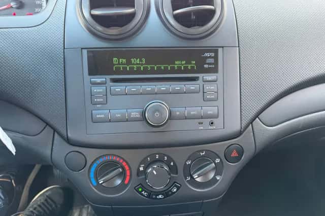 Chevrolet Aveo (2008) thumbnail 6