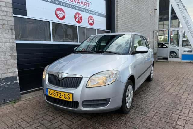 Škoda Fabia (2008) thumbnail 1