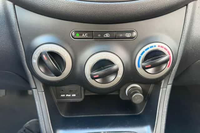 Hyundai i10 (2011) thumbnail 5