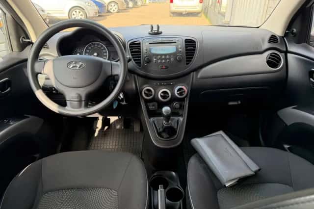 Hyundai i10 (2011) thumbnail 3