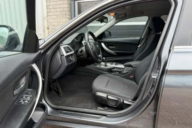 BMW 3-Serie (2012) thumbnail 3