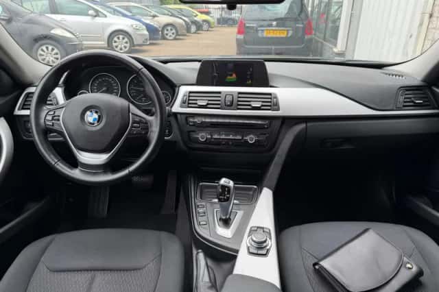 BMW 3-Serie (2012) thumbnail 5