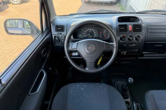 Opel Agila (2006) thumbnail 4