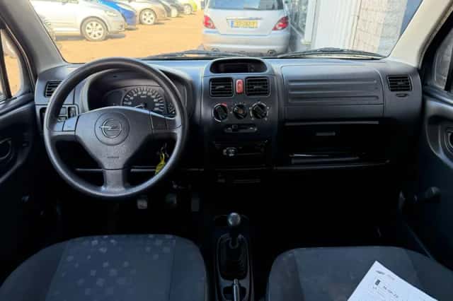 Opel Agila (2006) thumbnail 5
