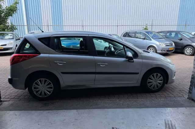 Peugeot 207 (2011) thumbnail 6