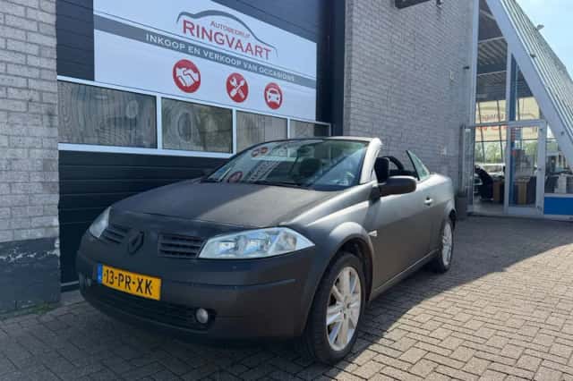 Renault Mégane (2004) thumbnail 1