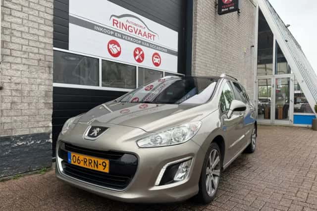 Peugeot 308 (2011) thumbnail 1