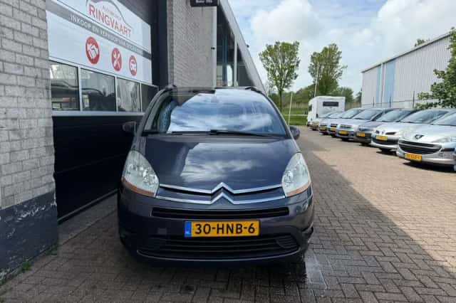 Citroën Grand C4 Picasso (2009) thumbnail 2