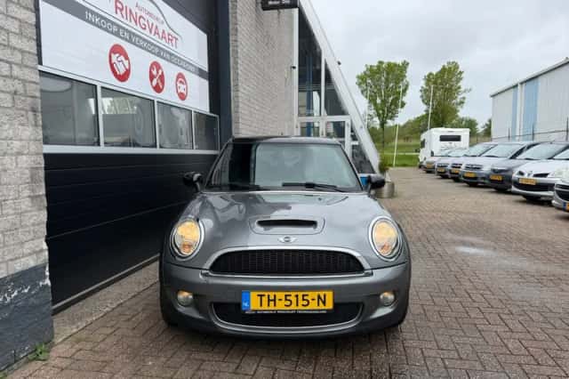 MINI Clubman (2008) thumbnail 2