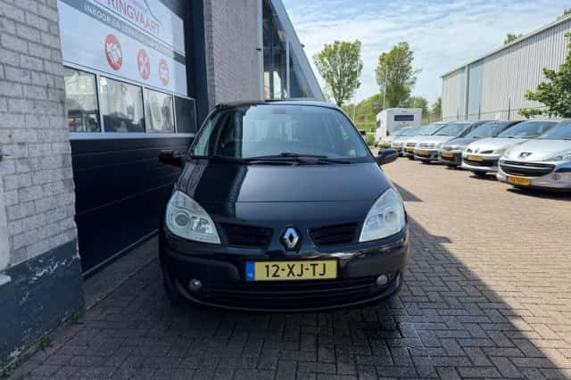 Renault Grand Scénic (2007) thumbnail 2