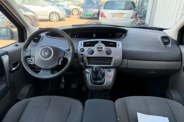 Renault Grand Scénic (2007) thumbnail 5