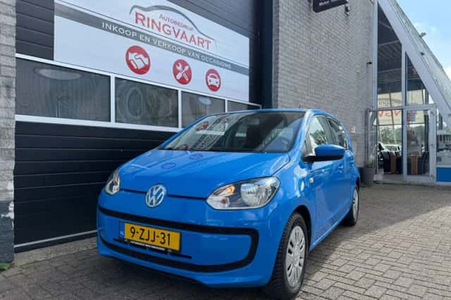 Volkswagen Up! (2015) thumbnail 1