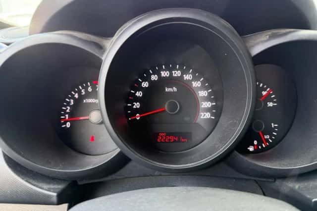Kia Soul (2010) thumbnail 4