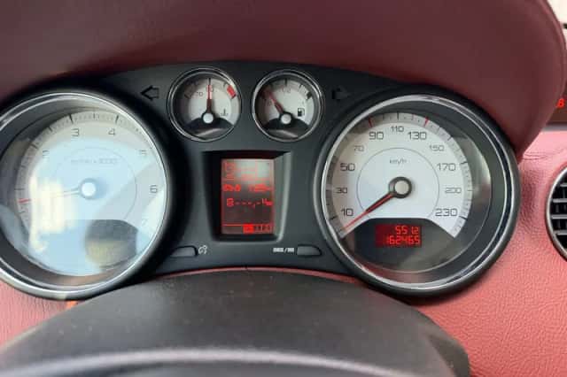 Peugeot 308 (2008) thumbnail 5