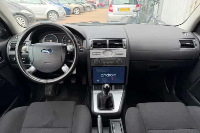 Ford Mondeo (2004) thumbnail 6