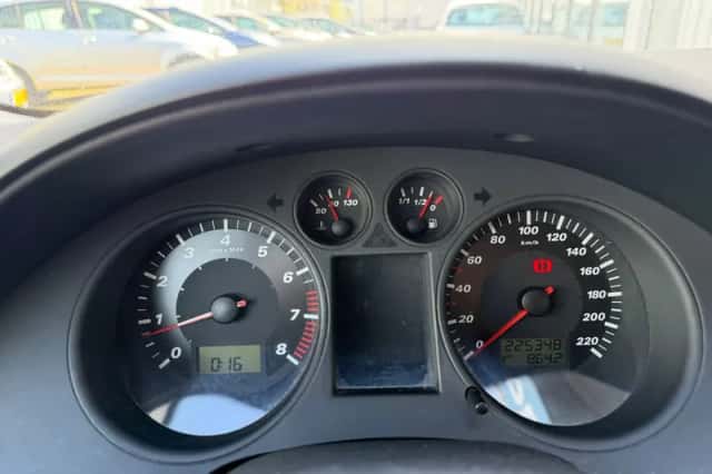 SEAT Ibiza (2004) thumbnail 5