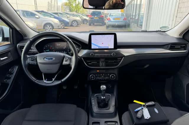 Ford Focus (2019) thumbnail 4