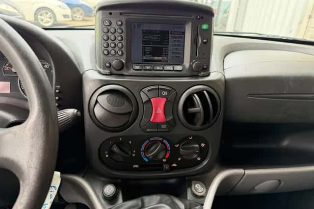 Fiat Doblò (2006) thumbnail 6