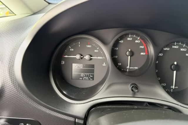 SEAT Leon (2011) thumbnail 5