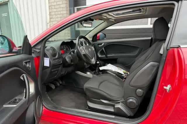 Alfa Romeo MiTo (2009) thumbnail 3