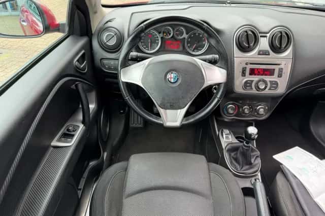Alfa Romeo MiTo (2009) thumbnail 4
