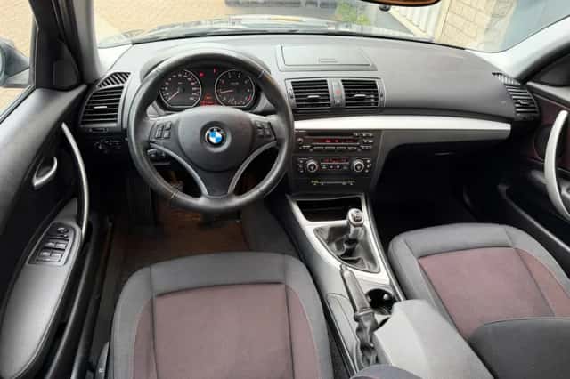 BMW 1-Serie (2008) thumbnail 5