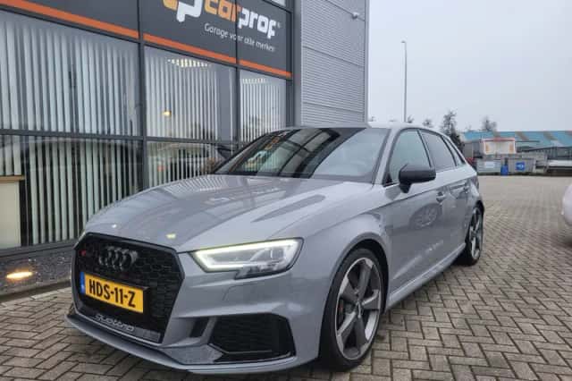 Audi A3 (2018) thumbnail 2